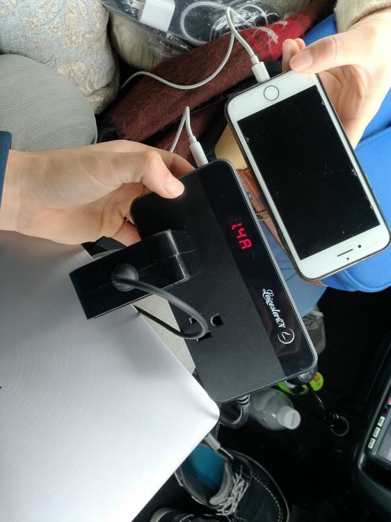 パソコンも充電してみる